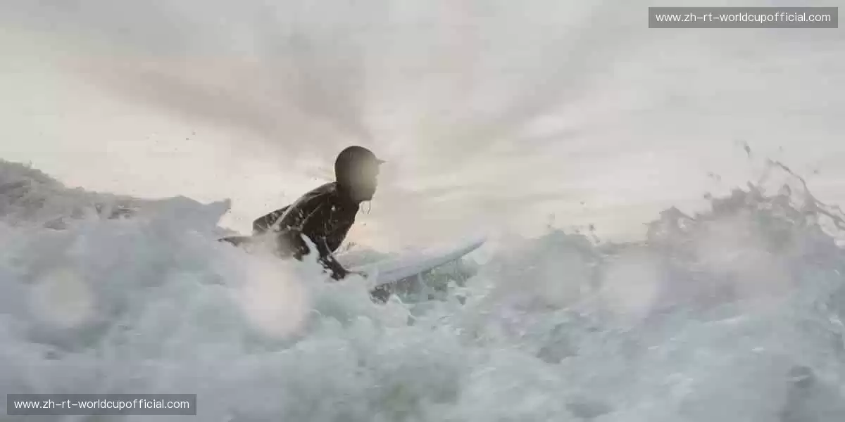 📺直击赛事现场,零时差享受热血对决!🎯